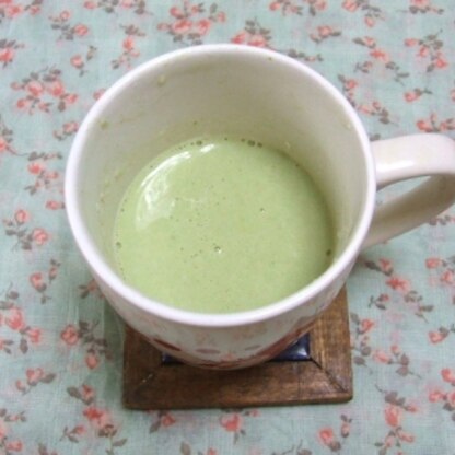 酒粕に、粉末緑茶は初めてです。お茶も好きなので、美味しかったです。ご馳走様（*^_^*）